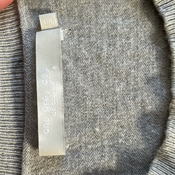 One Grey Day Cashmere Blend Sweater - Size XSmall - Picture 8 of 8